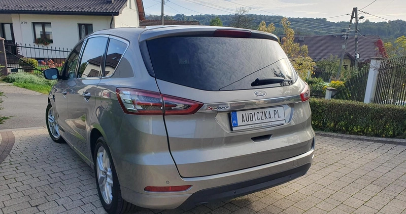 Ford S-Max cena 74900 przebieg: 137000, rok produkcji 2015 z Zielonka małe 781